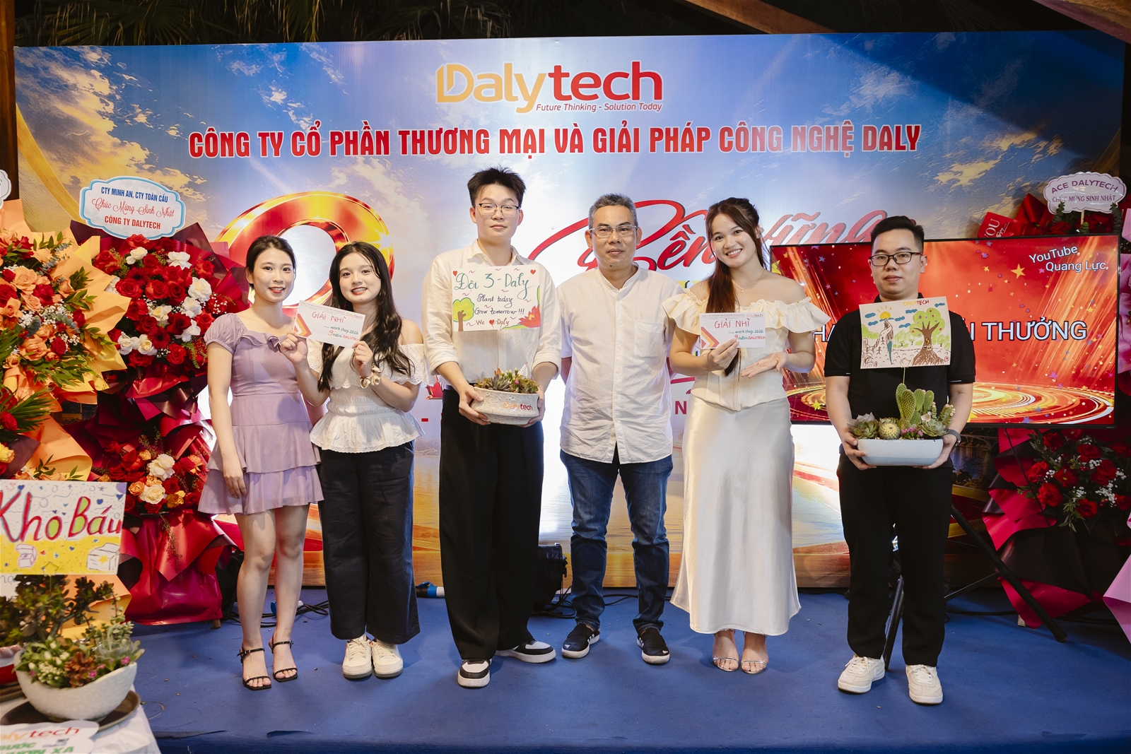 KỶ NIỆM 9 NĂM THÀNH LẬP DALYTECH - VỮNG BƯỚC VƯƠN XA