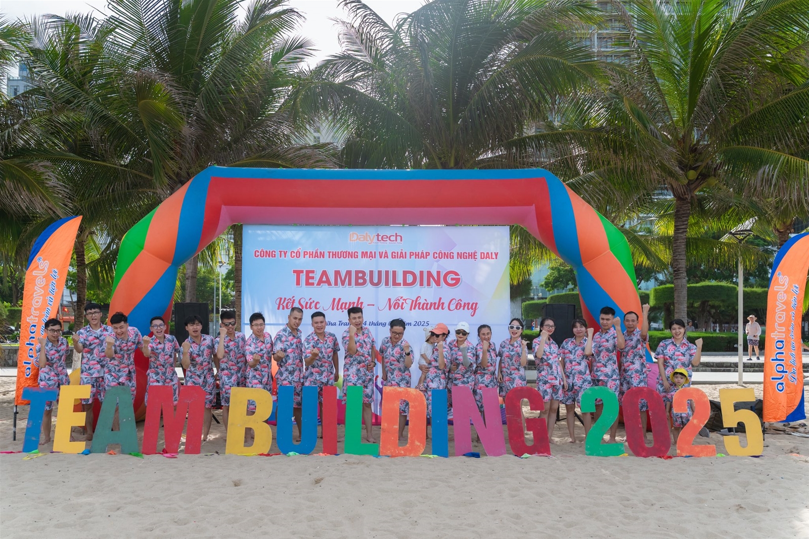 DU LỊCH 2025 - GALA KỶ NIỆM 8 NĂM THÀNH LẬP CÔNG TY