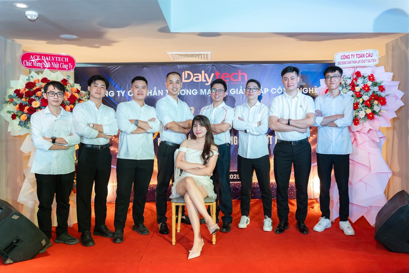 DU LỊCH 2025 - GALA KỶ NIỆM 8 NĂM THÀNH LẬP CÔNG TY