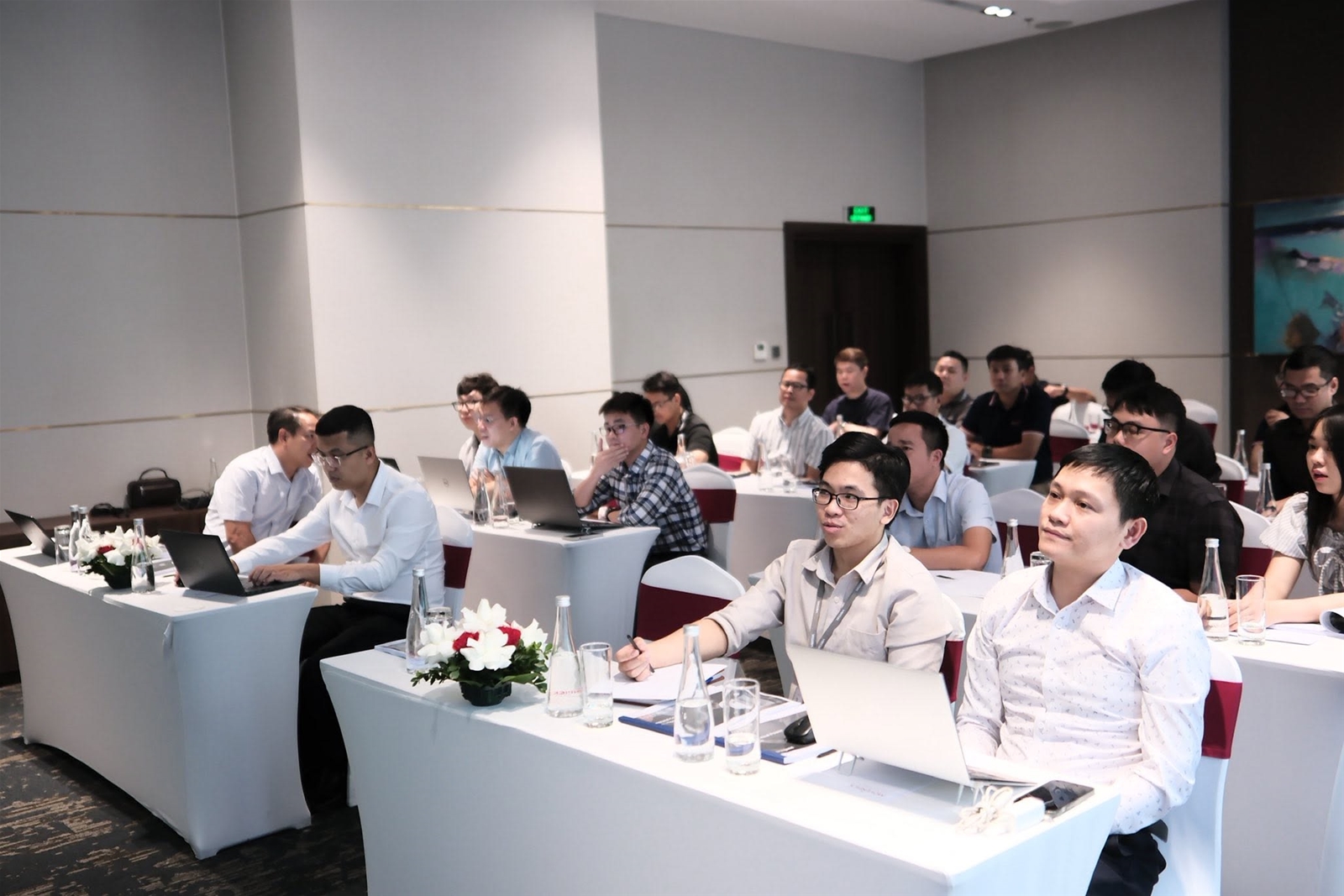 HỘI THẢO GIẢI PHÁP HẠ TẦNG DATA CENTER - LEGRAND x DALYTECH x VIETTEL